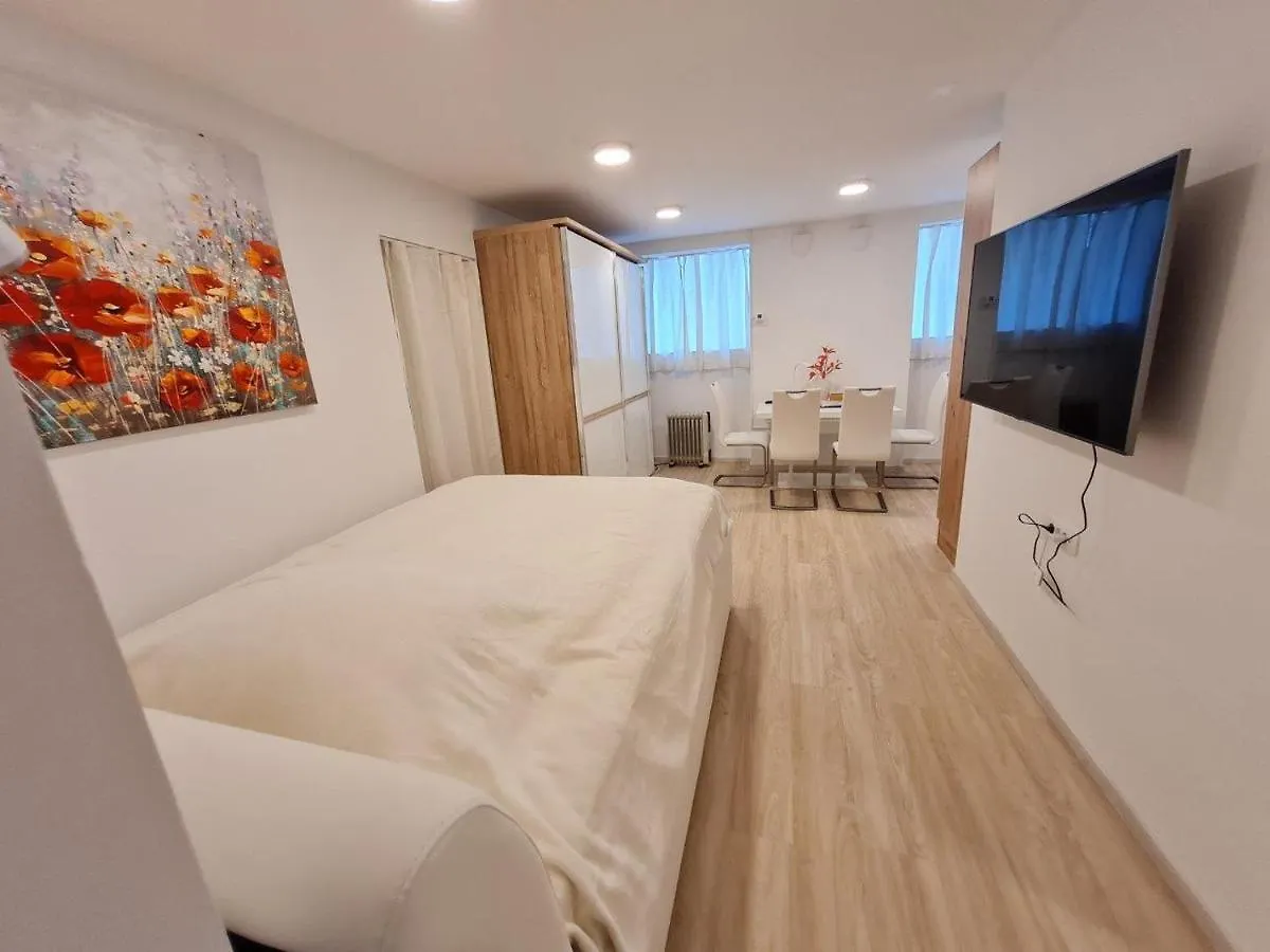 Studio Apartment Gea 2 Tour As Lublaň